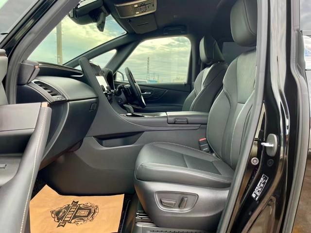 アルファードハイブリッド Ｚ　１４ｉｎディスプレイオーディオＰＬＵＳ／パノラミックビョーモニター／デジタルインナーミラー／左右独立ムーンルーフ／カラーヘッドアップディスプレイ／トヨタチームメイト／１３型有機ＥＬ後席ディスプレイ（13枚目）