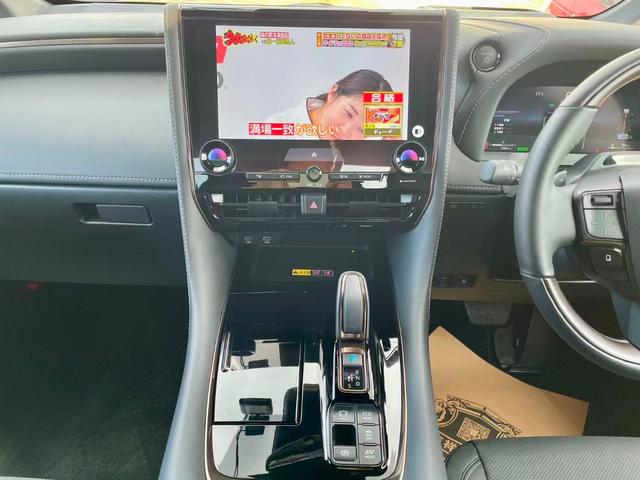 アルファードハイブリッド Ｚ　１４ｉｎディスプレイオーディオＰＬＵＳ／パノラミックビョーモニター／デジタルインナーミラー／左右独立ムーンルーフ／カラーヘッドアップディスプレイ／トヨタチームメイト／１３型有機ＥＬ後席ディスプレイ（23枚目）