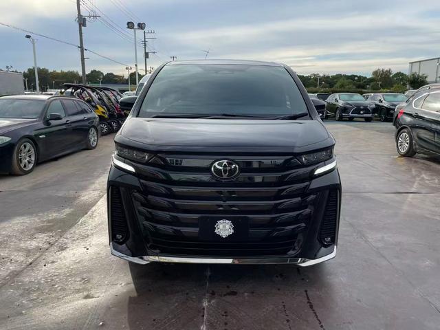 ヴェルファイアハイブリッド 　左右特別ムーンルーフ／デジタルインナーミラー／両側電動スライドドア／プレミアムナッパ黒本革シート／３眼ＬＥＤヘッドライト（2枚目）