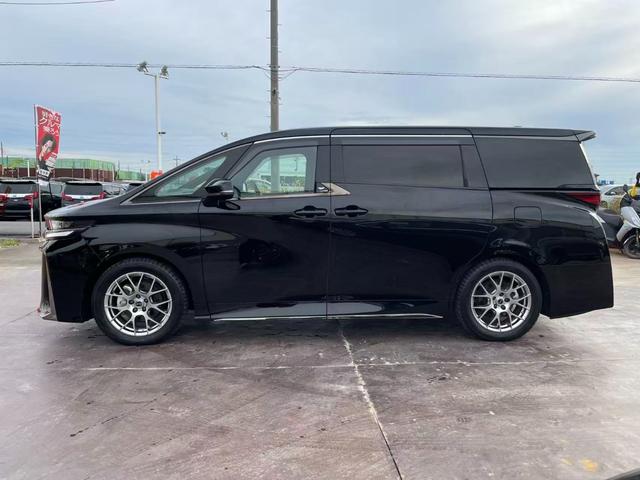 ヴェルファイアハイブリッド 　左右特別ムーンルーフ／デジタルインナーミラー／両側電動スライドドア／プレミアムナッパ黒本革シート／３眼ＬＥＤヘッドライト（6枚目）