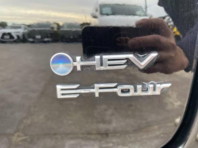 ヴェルファイアハイブリッド 　左右特別ムーンルーフ／デジタルインナーミラー／両側電動スライドドア／プレミアムナッパ黒本革シート／３眼ＬＥＤヘッドライト（12枚目）