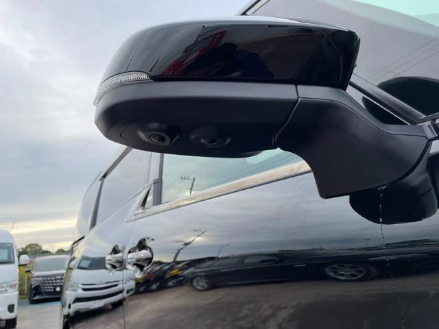 ヴェルファイアハイブリッド 　左右特別ムーンルーフ／デジタルインナーミラー／両側電動スライドドア／プレミアムナッパ黒本革シート／３眼ＬＥＤヘッドライト（14枚目）