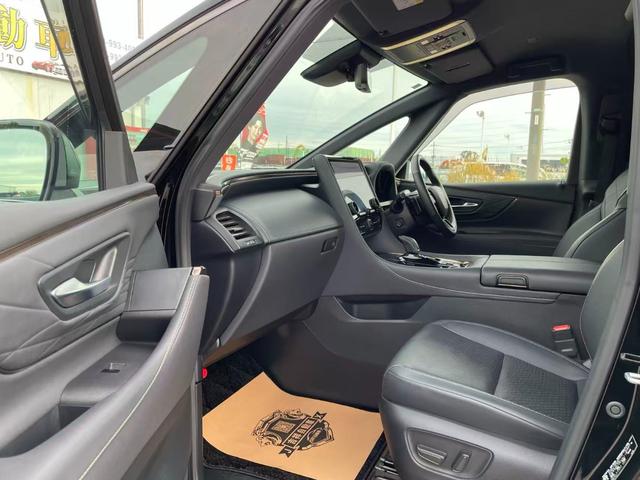 ヴェルファイアハイブリッド 　左右特別ムーンルーフ／デジタルインナーミラー／両側電動スライドドア／プレミアムナッパ黒本革シート／３眼ＬＥＤヘッドライト（18枚目）