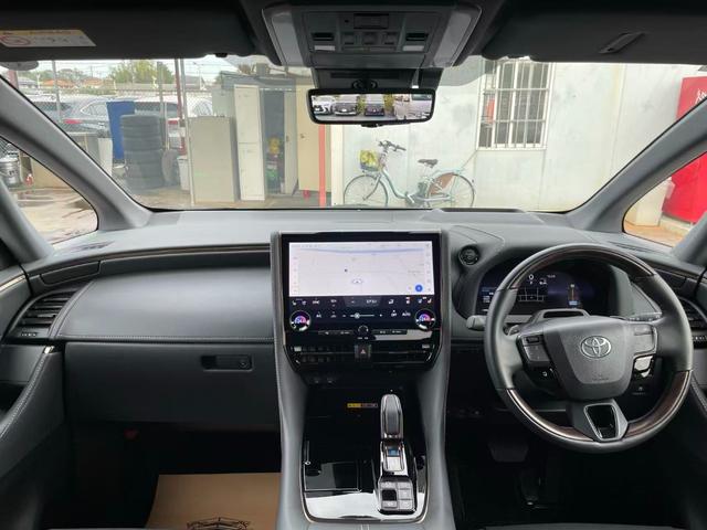 ヴェルファイアハイブリッド 　左右特別ムーンルーフ／デジタルインナーミラー／両側電動スライドドア／プレミアムナッパ黒本革シート／３眼ＬＥＤヘッドライト（24枚目）