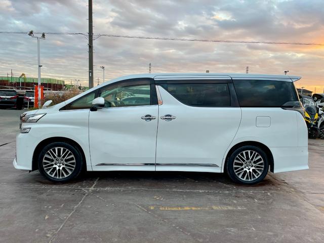 ヴェルファイア ２．５Ｚ　Ｇエディション　七人乗り／サンルーフ／自動駐車システム／ＪＢＬサウンドシステム／Ｂｌｕｅｔｏｏｔｈバックカメラ／スライドドア／ＥＴＣ／ステアリングヒーター（5枚目）