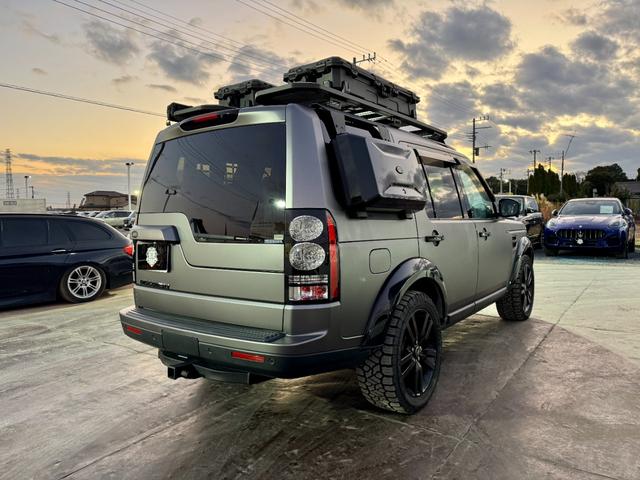 ディスカバリー サンルーフ/360サラウンドカメラ/デジタルインナーミラー/7人乗り(9枚目)