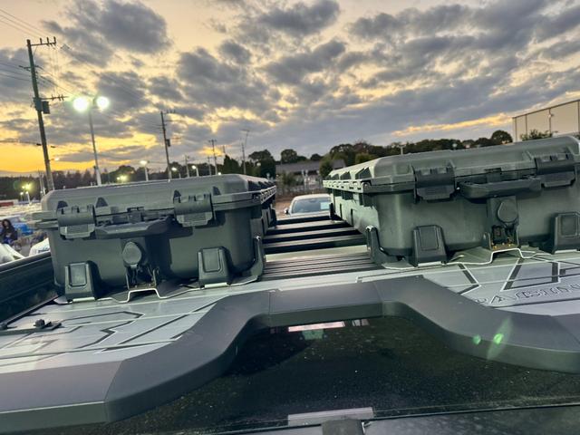 ディスカバリー サンルーフ/360サラウンドカメラ/デジタルインナーミラー/7人乗り(15枚目)