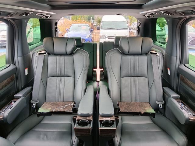 アルファード 　サンルーフ／４ＷＤ／ＪＢＬスピーカー／３６０カメラ／ＡＣＣ／自動駐車システム／Ｂｌｕｅｔｏｏｔｈ／ＴＶ／ドライブレコーダー／パワーメモリシート／革シーと／レーンアシストこうせき／シートヒータ／エアコン（17枚目）