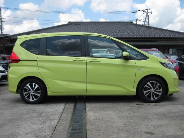 ハイブリッド・Gホンダセンシング ギャザーズ9インチインターナビ Bカメラ ETC 両側パワースライドドア ハーフレザーシート 7人乗り スライドサンシェード アダプティブクルーズコントロール ホンダセンシング 純正15インチAW(9枚目)
