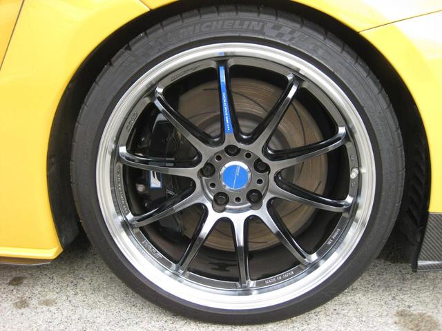ＲＣ Ｆ カーボンエクステリアパッケージ　ＷＯＲＫ１９インチＡＷ　ＴＥＩＮ車高調　社外タワーバー　カーボンフロントスポイラー・大型ロッカーフィン・リアデフュサー　アクティブリアウイング　ＬＳＳ　ＢＳＭ　ドラレコ　カーボンルーフ・ボンネット（23枚目）