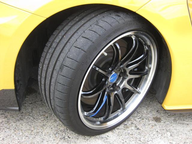 ＲＣ Ｆ カーボンエクステリアパッケージ　ＷＯＲＫ１９インチＡＷ　ＴＥＩＮ車高調　社外タワーバー　カーボンフロントスポイラー・大型ロッカーフィン・リアデフュサー　アクティブリアウイング　ＬＳＳ　ＢＳＭ　ドラレコ　カーボンルーフ・ボンネット（24枚目）