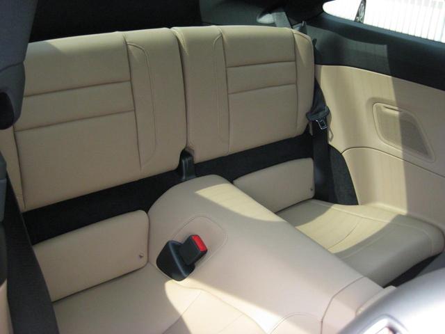 ９１１ ９１１カレラ　右Ｈ　スポーツクロノｐｋｇ　スポーツエグゾースト　フロントアクスルリフトシステム　レーンチェンジアシスト　クラシック２０／２１アルミ　３６０カメラ　社外ドラレコ・レーダー　クルーズコントロール　ＥＴＣ（19枚目）