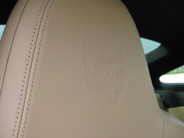 ９１１ ９１１カレラ　右Ｈ　スポーツクロノｐｋｇ　スポーツエグゾースト　フロントアクスルリフトシステム　レーンチェンジアシスト　クラシック２０／２１アルミ　３６０カメラ　社外ドラレコ・レーダー　クルーズコントロール　ＥＴＣ（21枚目）