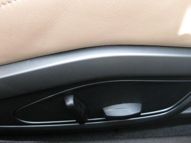 ９１１ ９１１カレラ　右Ｈ　スポーツクロノｐｋｇ　スポーツエグゾースト　フロントアクスルリフトシステム　レーンチェンジアシスト　クラシック２０／２１アルミ　３６０カメラ　社外ドラレコ・レーダー　クルーズコントロール　ＥＴＣ（22枚目）
