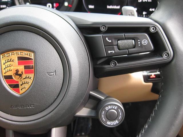 ９１１ ９１１カレラ　右Ｈ　スポーツクロノｐｋｇ　スポーツエグゾースト　フロントアクスルリフトシステム　レーンチェンジアシスト　クラシック２０／２１アルミ　３６０カメラ　社外ドラレコ・レーダー　クルーズコントロール　ＥＴＣ（29枚目）