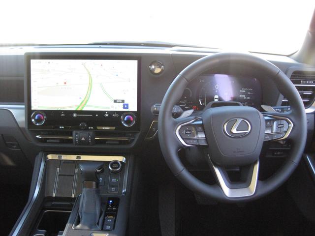 ＧＸ ＧＸ５５０　バージョンＬ　ワンオーナー　マークレビンソンサウンド　パノラマルーフ　オートサイドステップ　Ｄインナーミラー　クールＢＯＸ　パワーバックドア　２２インチＡＷ　純正ナビ　パノラミックビューカメラ　電動格納サードシート（24枚目）