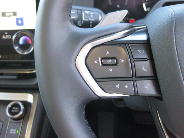 ＧＸ ＧＸ５５０　バージョンＬ　ワンオーナー　マークレビンソンサウンド　パノラマルーフ　オートサイドステップ　Ｄインナーミラー　クールＢＯＸ　パワーバックドア　２２インチＡＷ　純正ナビ　パノラミックビューカメラ　電動格納サードシート（31枚目）