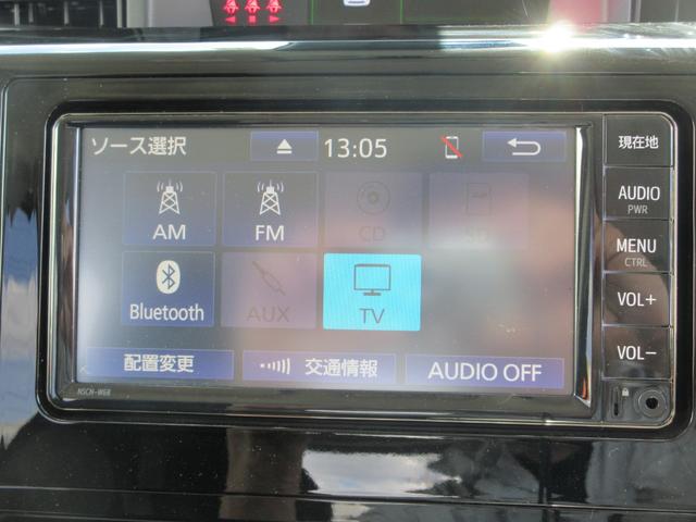 ルーミー カスタムＧ　後期型　禁煙　純正ナビ　地デジＴＶ　Ｂｌｕｅｔｏｏｔｈオーディオ　バックカメラ　両側パワースライドドア　ビルトインＥＴＣ　シートヒーター　スマートキー　シートバックテーブル　ＬＥＤライト　フォグランプ（9枚目）