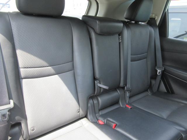 エクストレイル ２０Ｘｉ　禁煙車　プロパイロット　純正ナビＴＶ　全周囲カメラ　Ｂｌｕｅｔｏｏｔｈオーディオ　パワーバックドア　純正ドラレコ　ビルトインＥＴＣ　ＬＥＤヘッド＆フォグ　デジタルインナーミラー　オートブレーキホールド（16枚目）