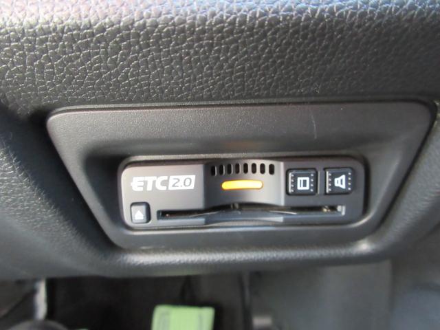 ステップワゴンスパーダ ｅ：ＨＥＶスパーダ　Ｇ　ホンダセンシング　禁煙車　運転支援システム　後席フリップダウンモニター　純正９型ナビＴＶ　全周囲カメラ　ＨＤＭＩ　Ｂｌｕｅｔｏｏｔｈ　前後ドラレコ　両側電動ドア　ＥＴＣ２．０　スマートキー　ＬＥＤライト　後席テーブル（13枚目）