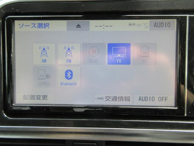 シエンタ ハイブリッドＧ　クエロ　特別仕様車　禁煙ワンオーナー　黒革コンビシート　フルセグ純正ナビＴＶ　バックカメラ　Ｂｌｕｅｔｏｏｔｈオーディオ　両側電動ドア　前後ドラレコ　ＥＴＣ　ＬＥＤヘッド＆フォグ　シートヒーター　新車保証書（8枚目）