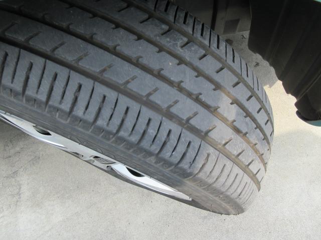シエンタ ハイブリッドＧ　クエロ　特別仕様車　禁煙ワンオーナー　黒革コンビシート　フルセグ純正ナビＴＶ　バックカメラ　Ｂｌｕｅｔｏｏｔｈオーディオ　両側電動ドア　前後ドラレコ　ＥＴＣ　ＬＥＤヘッド＆フォグ　シートヒーター　新車保証書（23枚目）