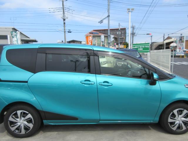 シエンタ ハイブリッドＧ　クエロ　特別仕様車　禁煙ワンオーナー　黒革コンビシート　フルセグ純正ナビＴＶ　バックカメラ　Ｂｌｕｅｔｏｏｔｈオーディオ　両側電動ドア　前後ドラレコ　ＥＴＣ　ＬＥＤヘッド＆フォグ　シートヒーター　新車保証書（33枚目）