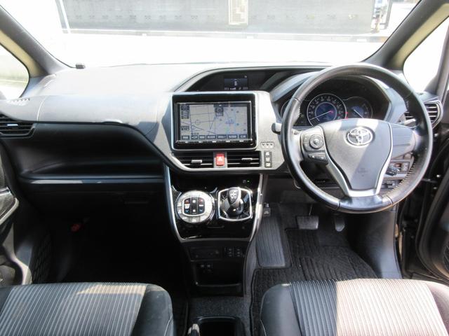 ヴォクシー ＺＳ　煌　後期モデル　特別仕様車　禁煙　純正９型ナビＴＶ　Ｂｌｕｅｔｏｏｔｈ音楽　両側電動ドア　ビルトインＥＴＣ　シートバックテーブル　ロールサンシェード　ＬＥＤヘッド＆フォグ　セーフティセンス　新車保証書（6枚目）