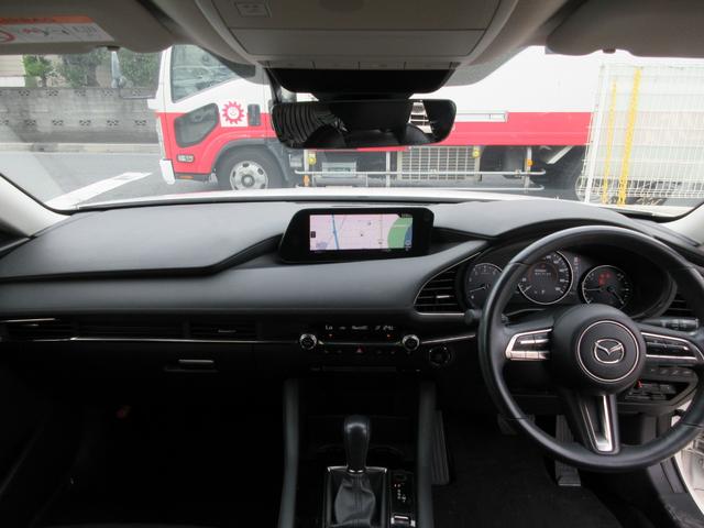 ＭＡＺＤＡ３セダン ２０Ｓ　Ｌパッケージ　運転支援　禁煙車　革シート　フルセグ純正ナビＴＶ　３６０°全方位モニター　前後ドライブレコーダー　ＥＴＣ　Ｂｌｕｅｔｏｏｔｈ　パワーシート＆シートヒーター　スマートキー　ＬＥＤライト　新車保証書（6枚目）