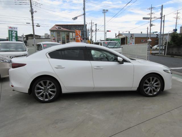 ＭＡＺＤＡ３セダン ２０Ｓ　Ｌパッケージ　運転支援　禁煙車　革シート　フルセグ純正ナビＴＶ　３６０°全方位モニター　前後ドライブレコーダー　ＥＴＣ　Ｂｌｕｅｔｏｏｔｈ　パワーシート＆シートヒーター　スマートキー　ＬＥＤライト　新車保証書（30枚目）