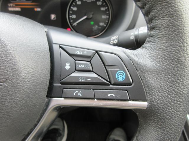 キックス Ｘ　プロパイロット　禁煙ワンオーナー車　フルセグ純正ナビＴＶ　アラウンドビューモニター　ドラレコ　シートヒーター　ＥＴＣ　Ｂｌｕｅｔｏｏｔｈ　スマートキー２本　ルーフレール　ＬＥＤライト　新車保証書（10枚目）