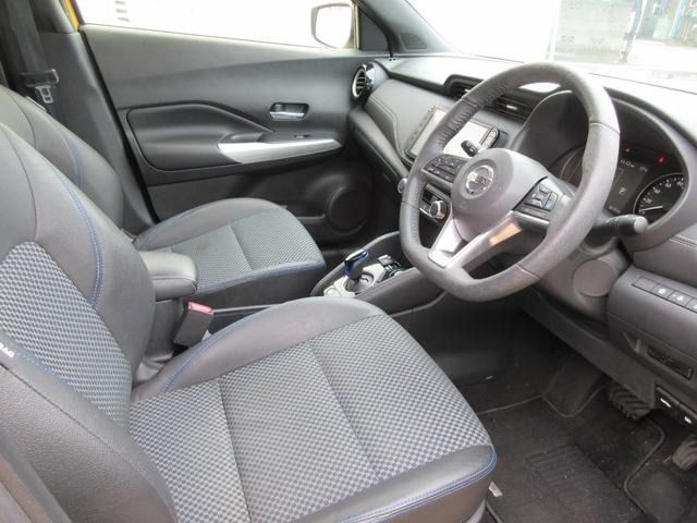 キックス Ｘ　プロパイロット　禁煙ワンオーナー車　フルセグ純正ナビＴＶ　アラウンドビューモニター　ドラレコ　シートヒーター　ＥＴＣ　Ｂｌｕｅｔｏｏｔｈ　スマートキー２本　ルーフレール　ＬＥＤライト　新車保証書（16枚目）