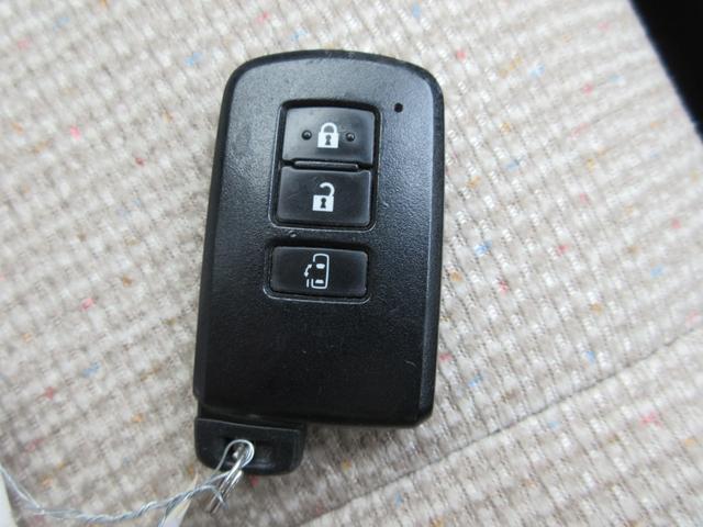 シエンタ X 後期モデル スマートエントリーPKG セーフティセンス 禁煙車 純正ナビ 地デジTV バックカメラ ドライブレコーダー パワースライドドア Bluetooth ETC プッシュスタート ドアバイザー(14枚目)