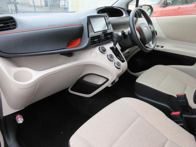 シエンタ X 後期モデル スマートエントリーPKG セーフティセンス 禁煙車 純正ナビ 地デジTV バックカメラ ドライブレコーダー パワースライドドア Bluetooth ETC プッシュスタート ドアバイザー(17枚目)