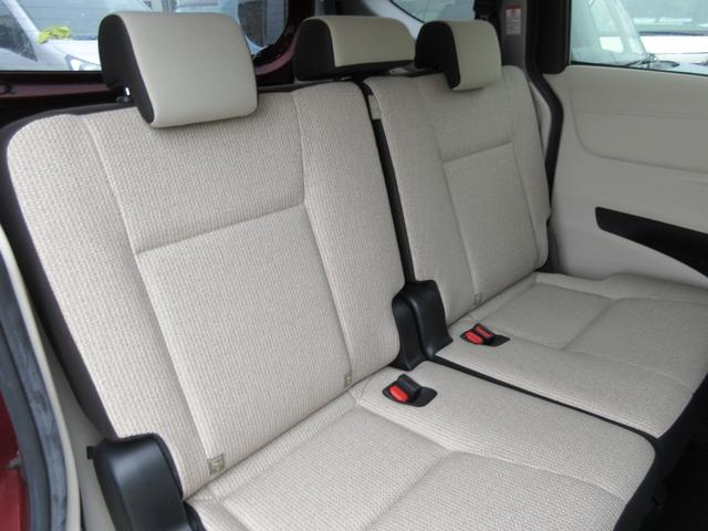 シエンタ X 後期モデル スマートエントリーPKG セーフティセンス 禁煙車 純正ナビ 地デジTV バックカメラ ドライブレコーダー パワースライドドア Bluetooth ETC プッシュスタート ドアバイザー(18枚目)