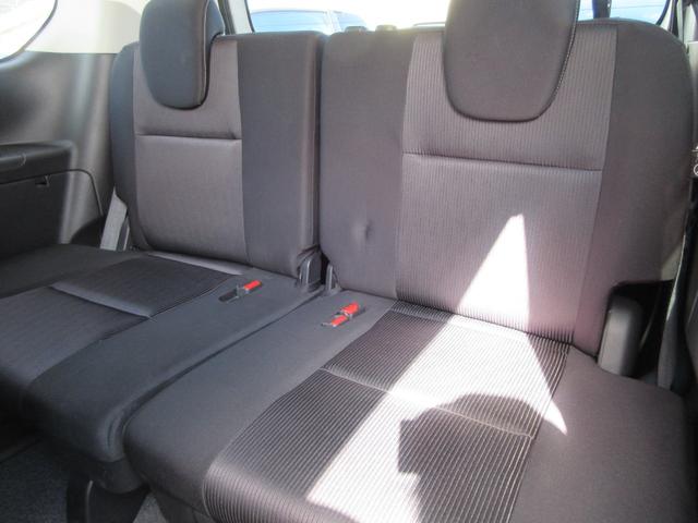 セレナ ハイウェイスター　ＶセレクションＩＩ　プロパイロット　駐車支援　後席フリップダウンモニター　禁煙ワンオーナー車　９型純正ナビＴＶ　アラウンドビューモニター　ブルーレイ再生　両側電動ドア　ＥＴＣ　ロールサンシェード　ＬＥＤライト　新車保証書（18枚目）