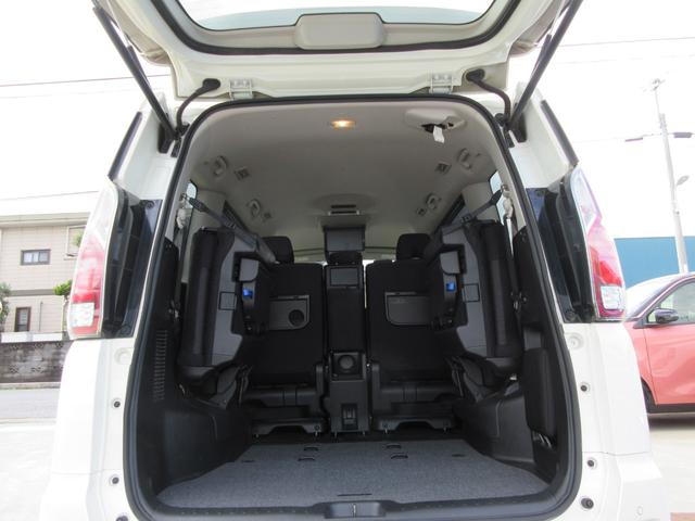 セレナ ハイウェイスター　ＶセレクションＩＩ　プロパイロット　駐車支援　後席フリップダウンモニター　禁煙ワンオーナー車　９型純正ナビＴＶ　アラウンドビューモニター　ブルーレイ再生　両側電動ドア　ＥＴＣ　ロールサンシェード　ＬＥＤライト　新車保証書（21枚目）