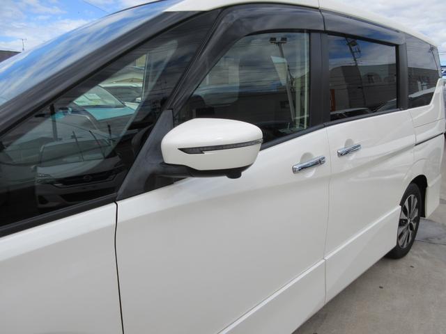 セレナ ハイウェイスター　ＶセレクションＩＩ　プロパイロット　駐車支援　後席フリップダウンモニター　禁煙ワンオーナー車　９型純正ナビＴＶ　アラウンドビューモニター　ブルーレイ再生　両側電動ドア　ＥＴＣ　ロールサンシェード　ＬＥＤライト　新車保証書（30枚目）