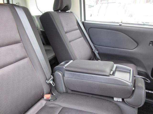 セレナ ハイウェイスター　ＶセレクションＩＩ　プロパイロット　駐車支援　後席フリップダウンモニター　禁煙ワンオーナー車　９型純正ナビＴＶ　アラウンドビューモニター　ブルーレイ再生　両側電動ドア　ＥＴＣ　ロールサンシェード　ＬＥＤライト　新車保証書（61枚目）