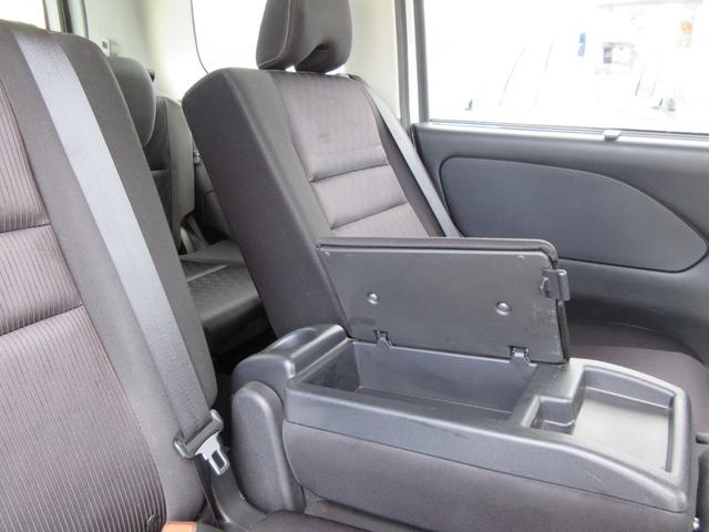 セレナ ハイウェイスター　ＶセレクションＩＩ　プロパイロット　駐車支援　後席フリップダウンモニター　禁煙ワンオーナー車　９型純正ナビＴＶ　アラウンドビューモニター　ブルーレイ再生　両側電動ドア　ＥＴＣ　ロールサンシェード　ＬＥＤライト　新車保証書（62枚目）