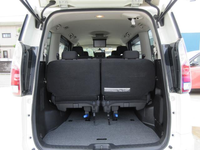 セレナ ハイウェイスター　ＶセレクションＩＩ　プロパイロット　駐車支援　後席フリップダウンモニター　禁煙ワンオーナー車　９型純正ナビＴＶ　アラウンドビューモニター　ブルーレイ再生　両側電動ドア　ＥＴＣ　ロールサンシェード　ＬＥＤライト　新車保証書（65枚目）