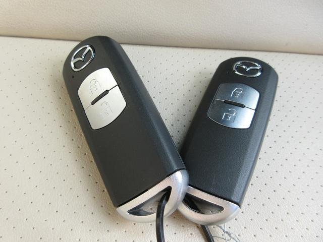 デミオ ＸＤツーリング　ディーゼルターボ　禁煙車　マツコネナビ　フルセグＴＶ　バックカメラ　Ｂｌｕｅｔｏｏｔｈオーディオ　ＥＴＣ　ヘッドアップディスプレイ　スマートキー２本　ＬＥＤライト　フォグランプ　ドアバイザー　純正ＡＷ（12枚目）