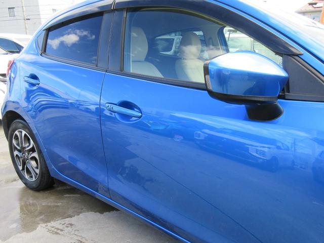 デミオ ＸＤツーリング　ディーゼルターボ　禁煙車　マツコネナビ　フルセグＴＶ　バックカメラ　Ｂｌｕｅｔｏｏｔｈオーディオ　ＥＴＣ　ヘッドアップディスプレイ　スマートキー２本　ＬＥＤライト　フォグランプ　ドアバイザー　純正ＡＷ（24枚目）