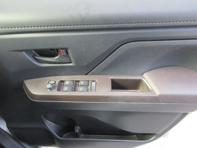 タンク G S 禁煙ワンオーナー車 フルセグ純正ナビTV 前後ドラレコ バックカメラ 両側パワースライドドア シートヒーター ETC シートバックテーブル ロールサンシェード クルコン Bluetooth 新車保証書(46枚目)