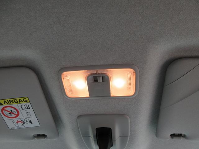 ルーミー Ｘ　後期型　禁煙ワンオーナー車　純正ナビ　地デジＴＶ　バックモニター　パワースライドドア　ビルトインＥＴＣ　Ｂｌｕｅｔｏｏｔｈ　スマートキー　ロールサンシェード　ドアバイザー　スマートアシスト　新車保証書（43枚目）