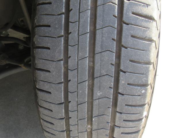 ノート e-パワー X 禁煙車 フルセグ純正ナナビTV 前後ドライブレコーダー アラウンドビューモニター エマージェンシーブレーキ Bluetoothオーディオ ETC レーンキープ スマートキー 新車保証書(21枚目)