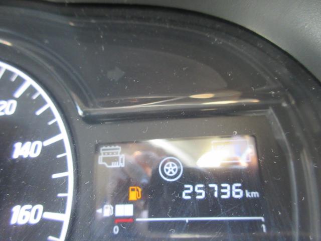 ノート e-パワー X 禁煙車 フルセグ純正ナナビTV 前後ドライブレコーダー アラウンドビューモニター エマージェンシーブレーキ Bluetoothオーディオ ETC レーンキープ スマートキー 新車保証書(22枚目)