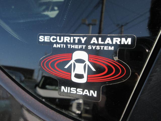 ノート e-パワー X 禁煙車 フルセグ純正ナナビTV 前後ドライブレコーダー アラウンドビューモニター エマージェンシーブレーキ Bluetoothオーディオ ETC レーンキープ スマートキー 新車保証書(38枚目)