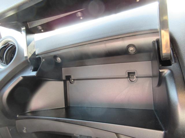 ノート e-パワー X 禁煙車 フルセグ純正ナナビTV 前後ドライブレコーダー アラウンドビューモニター エマージェンシーブレーキ Bluetoothオーディオ ETC レーンキープ スマートキー 新車保証書(58枚目)