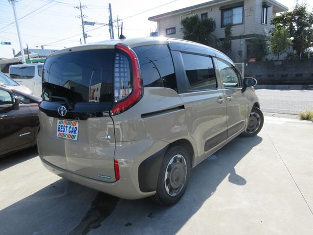 シエンタ ハイブリッドＺ　運転支援システム　禁煙車　スマホ接続対応純正ナビＴＶ　全周囲カメラ　両側電動ドア　ナビ連動前後ドラレコ　シート＆ハンドルヒーター　ビルトインＥＴＣ　ロールサンシェード　Ｂｌｕｅｔｏｏｔｈ　新車保証書（5枚目）